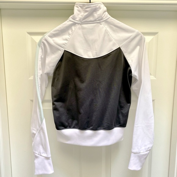 Nike zip up jacket workout athletic white greynavy teal stripe on left arm small - Picture 3 of 8